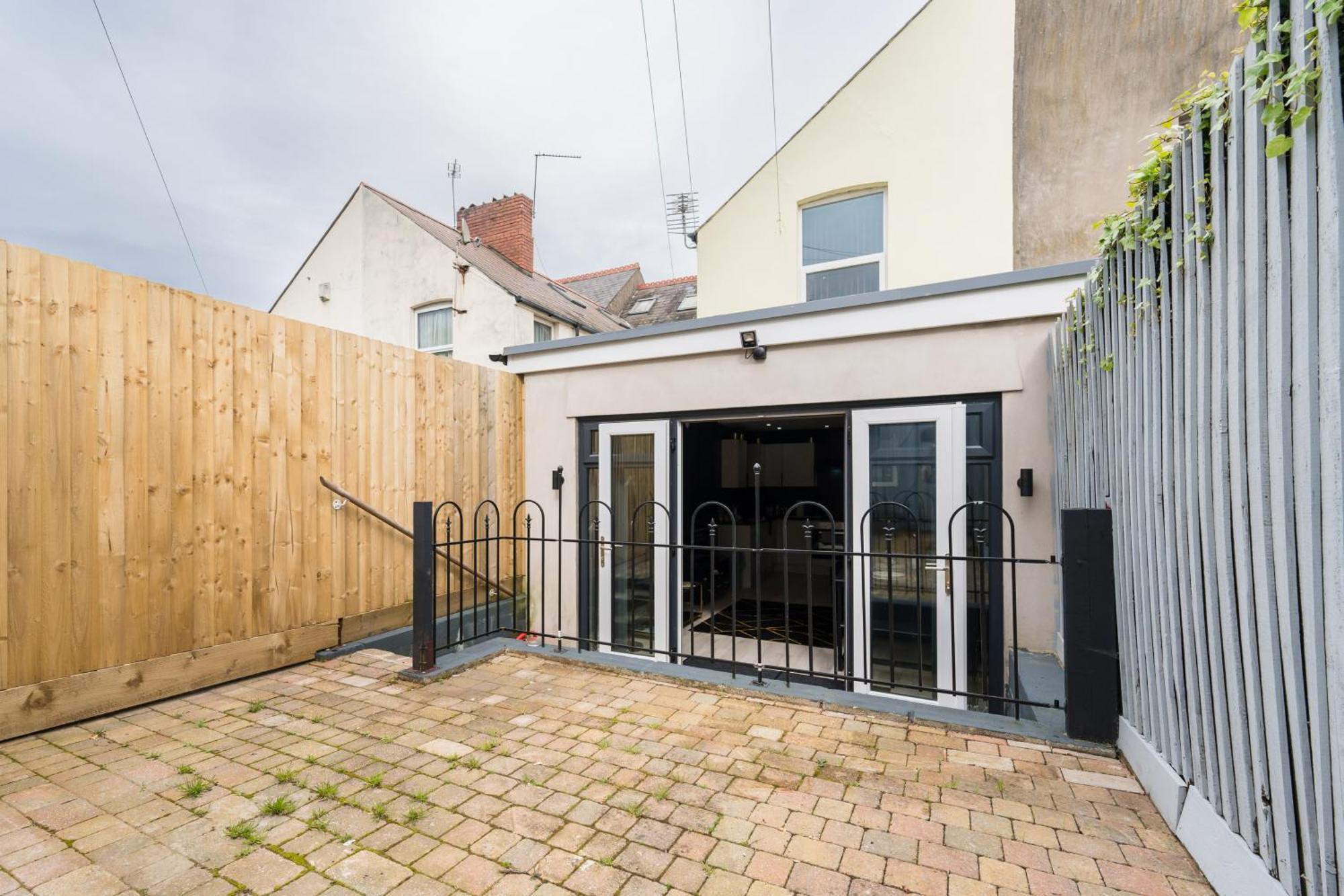 Ty Ayla Premier - Roath Park Apartment