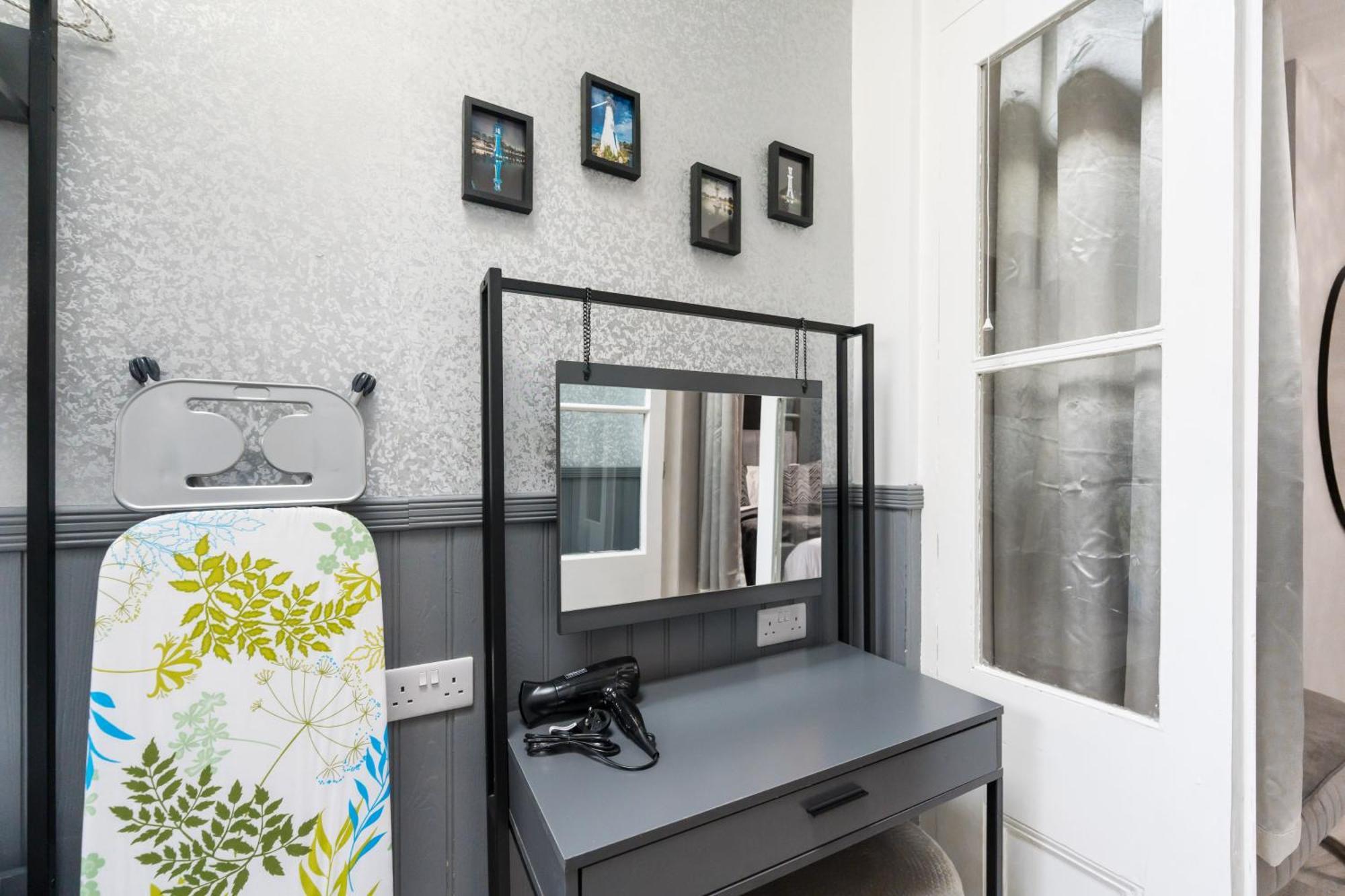 Ty Ayla Premier - Roath Park Apartment Cardiff